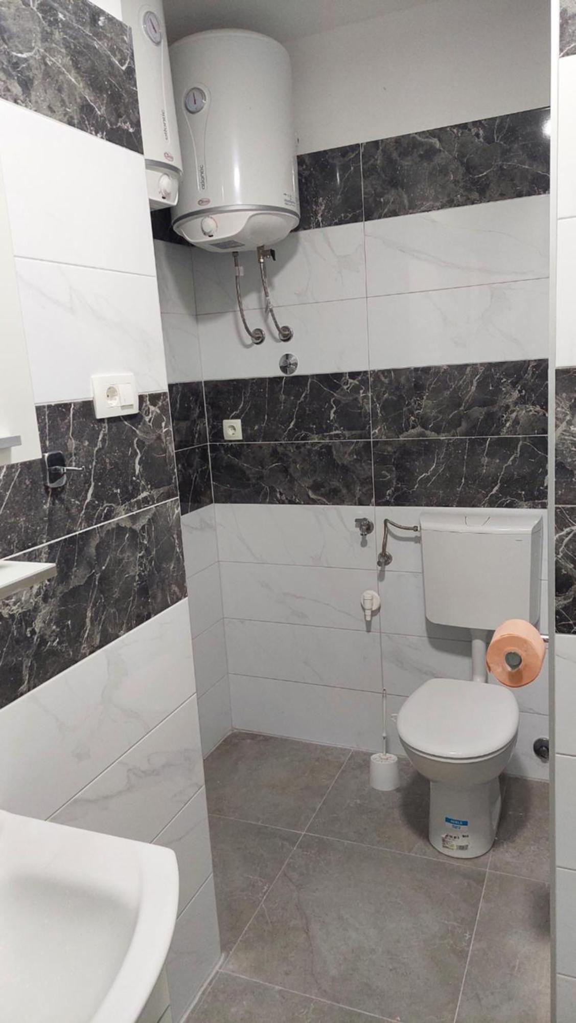 Room With Private Toilet And Balcony In City Center In Shared Apartment Split Eksteriør bilde