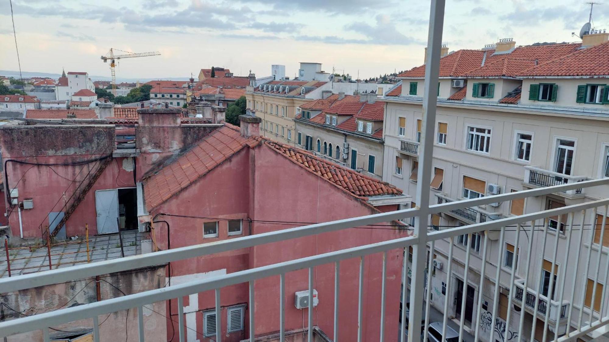 Room With Private Toilet And Balcony In City Center In Shared Apartment Split Eksteriør bilde